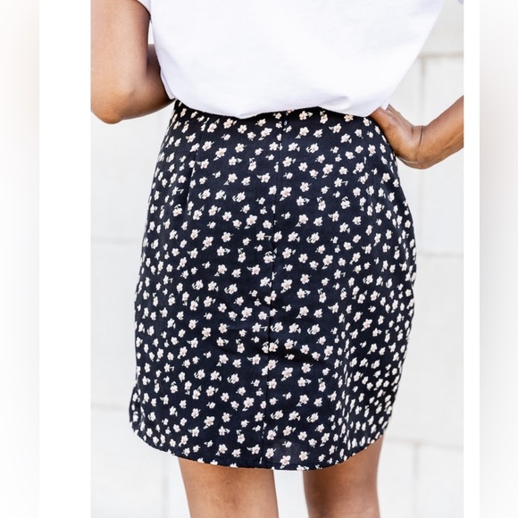 Pink Lily Best Interest at heart skirt - Picture 3 of 10